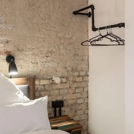 Urban Loft Duplex -60sqm- Near Antonplatz * Berlino