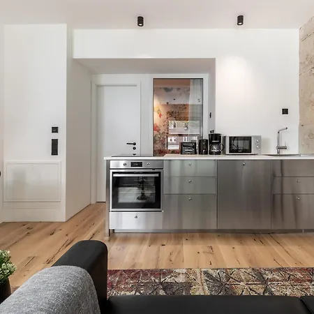 Urban Loft Duplex -60sqm- Near Antonplatz 베를린